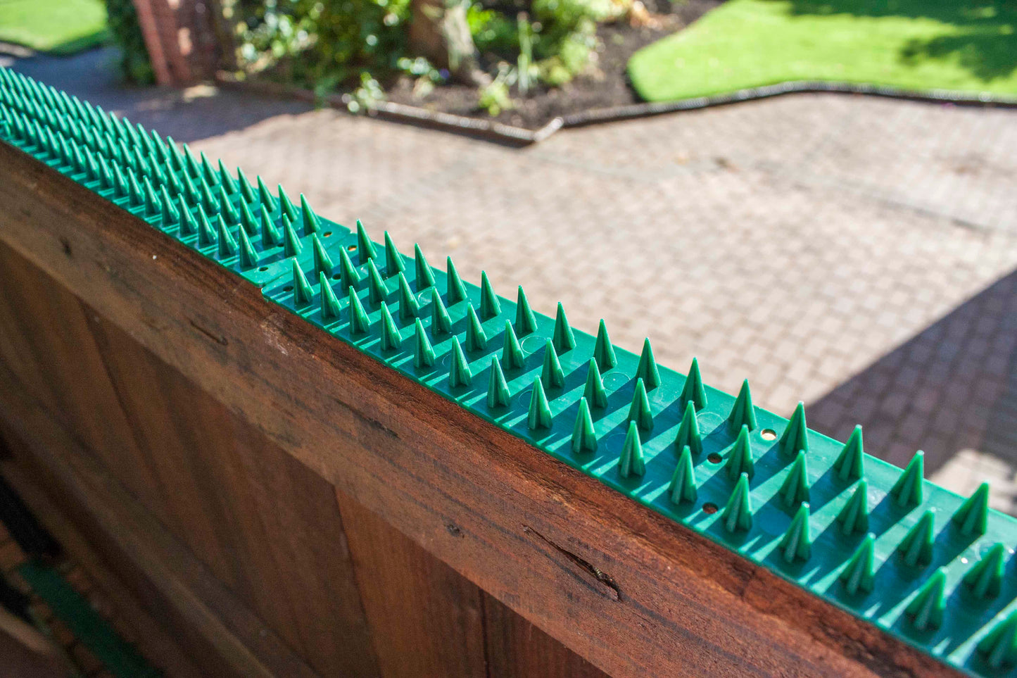 Fence Guard by Etree Fence Guard Anti Climb Security Spikes (6 or 18 Pack) 4 Colours Available Business & Home Security